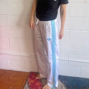 Adidas sweatpants